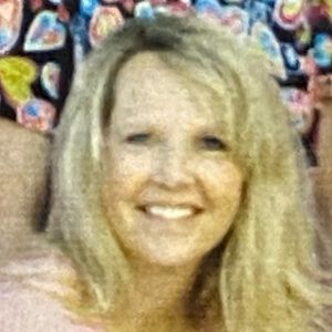 Meet your Posher, Leslie